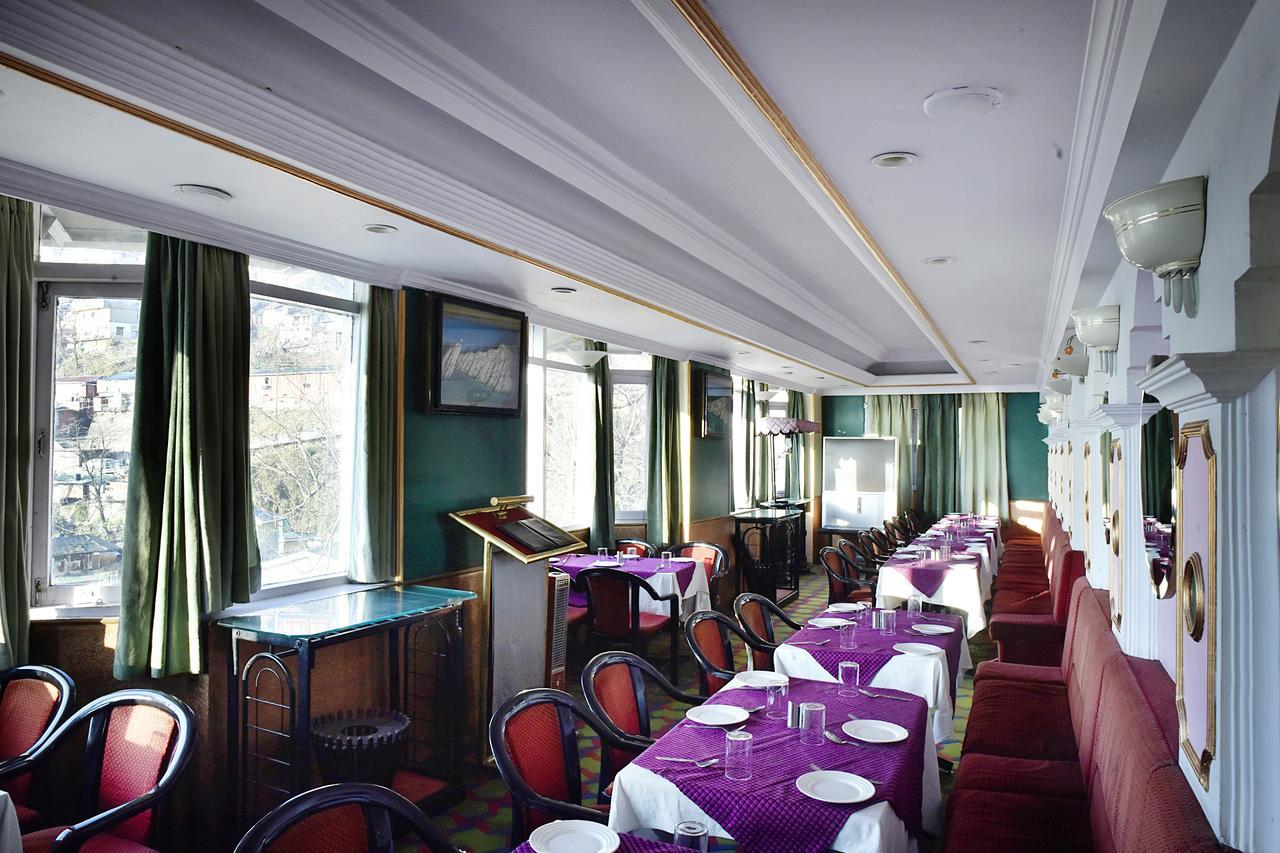 Oyo 8917 Hotel Crystal Palace Шимла Екстериор снимка