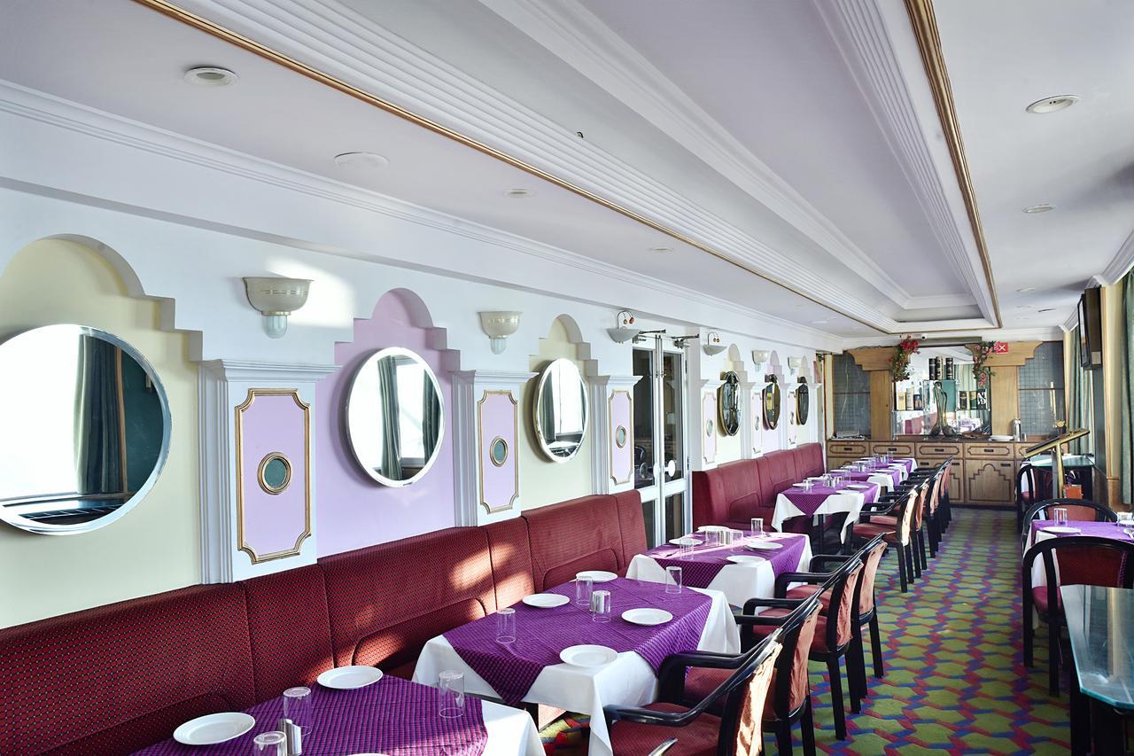 Oyo 8917 Hotel Crystal Palace Шимла Екстериор снимка