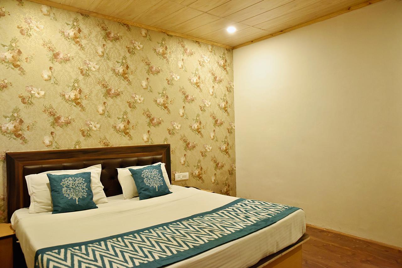 Oyo 8917 Hotel Crystal Palace Шимла Екстериор снимка